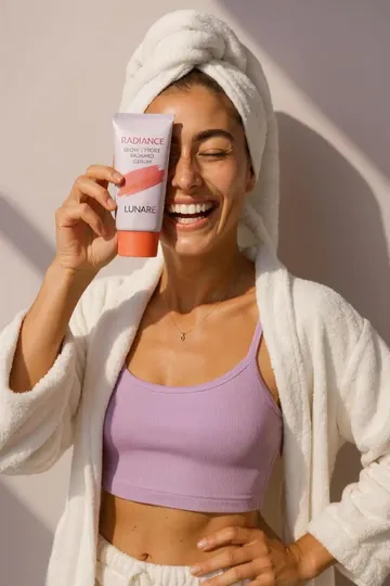 Model Holding Product (Playful) AI video template preview